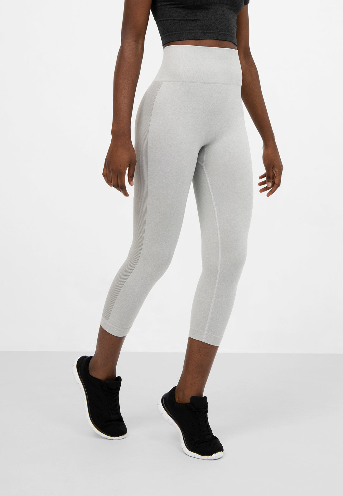 Leggings Fit+ Nahtlose verkürzte Sport-Leggings