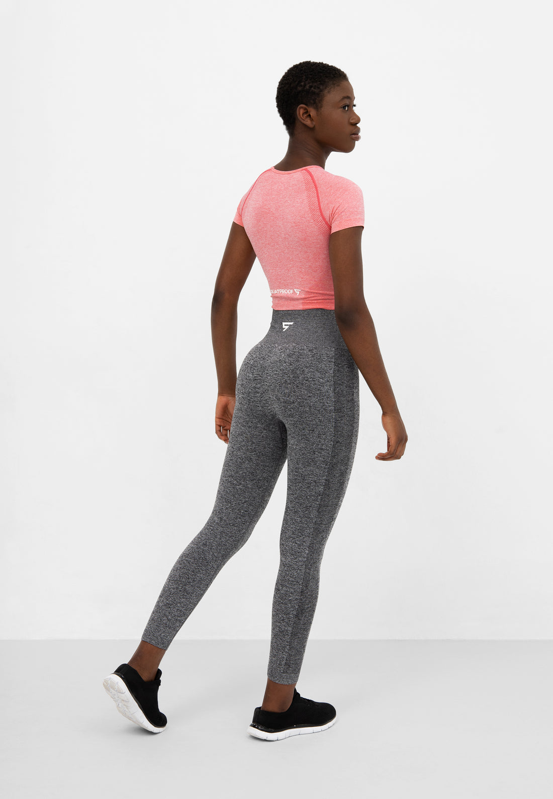 Leggings Fit+ Nahtlose verkürzte Sport-Leggings