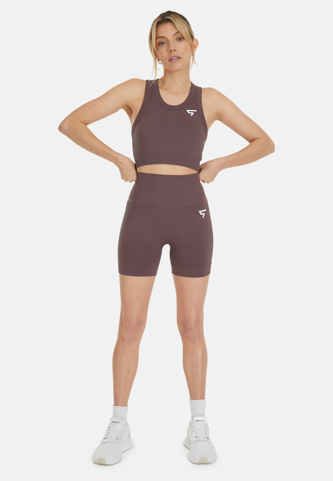 Top Adapt+ Seamless High Neck Sport Bra