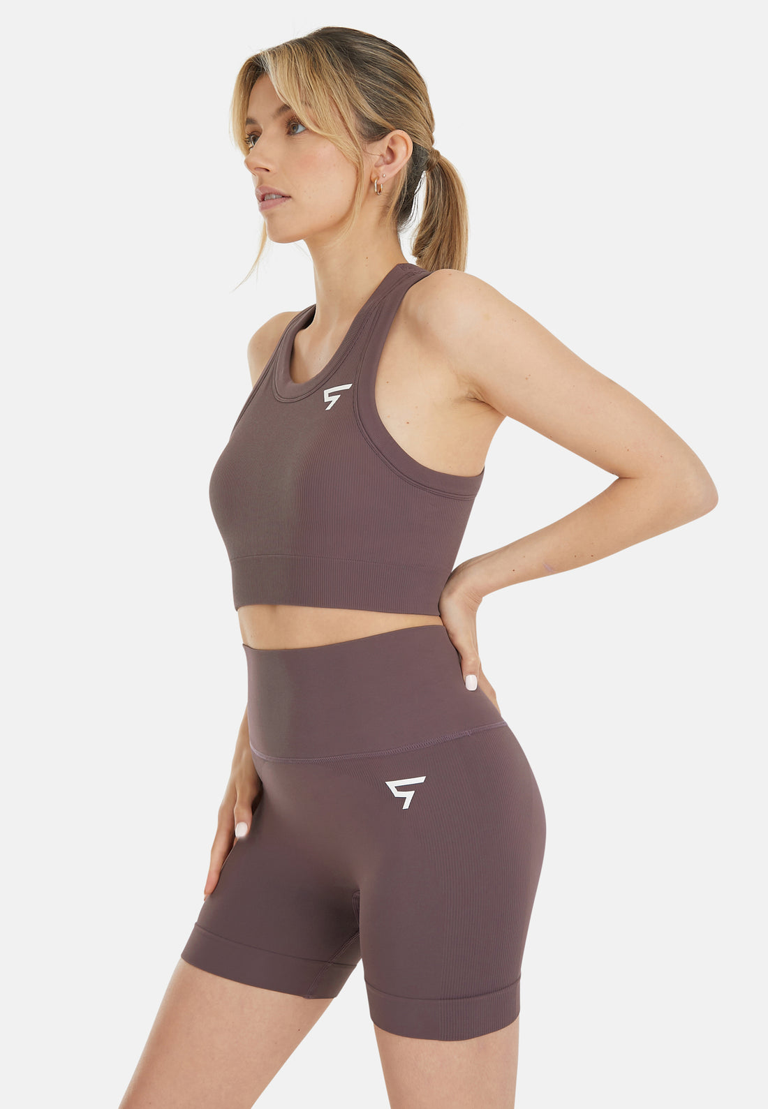 Top Adapt+ Seamless High Neck Sport Bra
