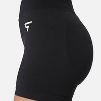 Shorts SKYE Scrunch Lift Shorts