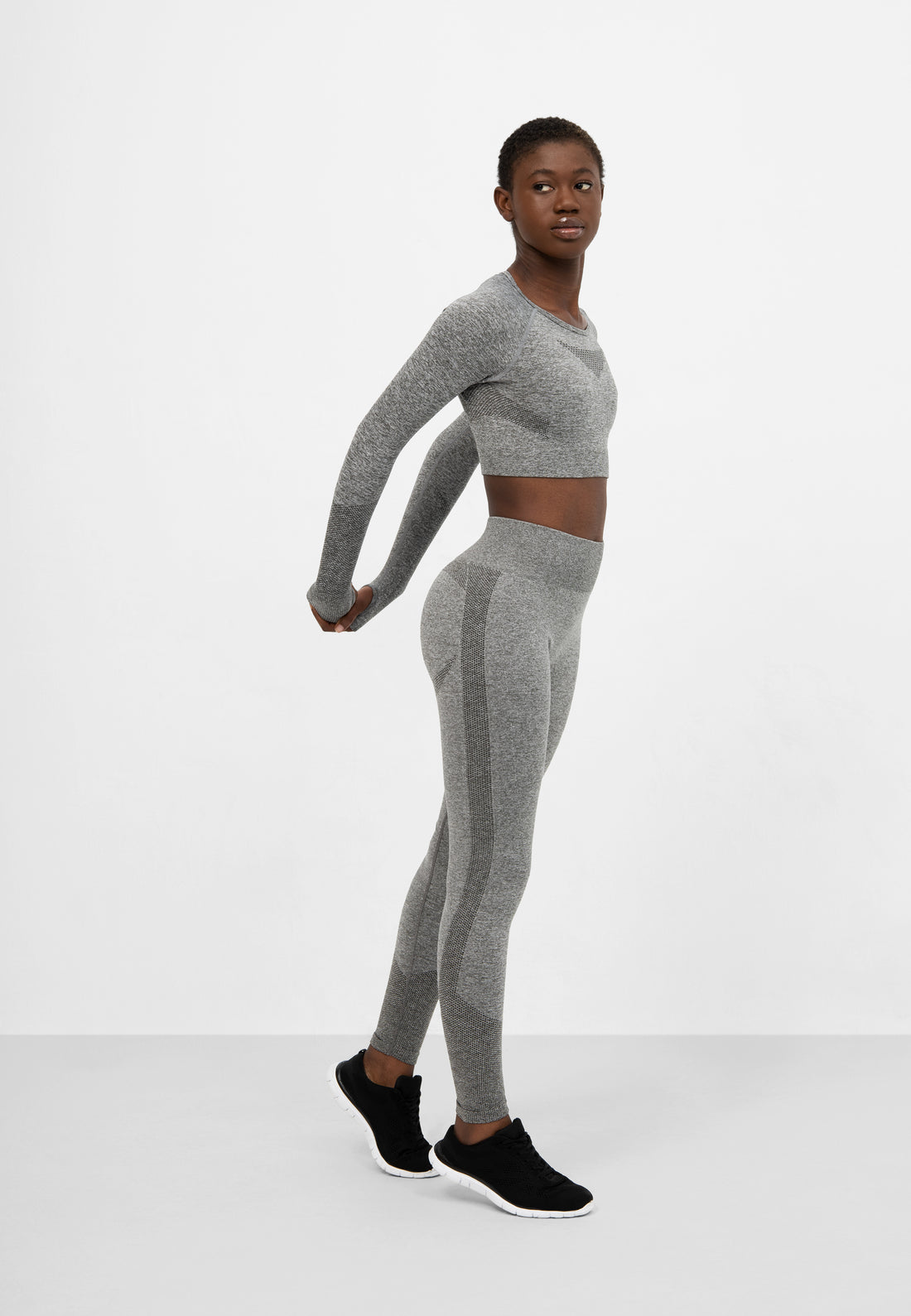 Long Sleeve Effort+ Seamless Cropped Long Sleeve Sport Top - Squatproof