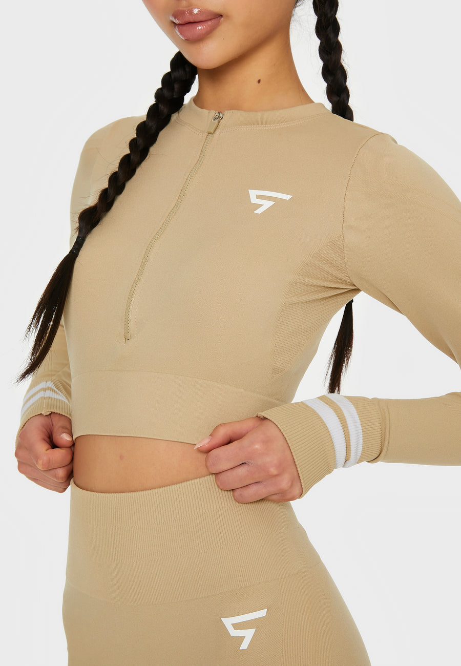 Long sleeve Target+ Seamless Cropped Long Sleeve Sport Top - Squatproof