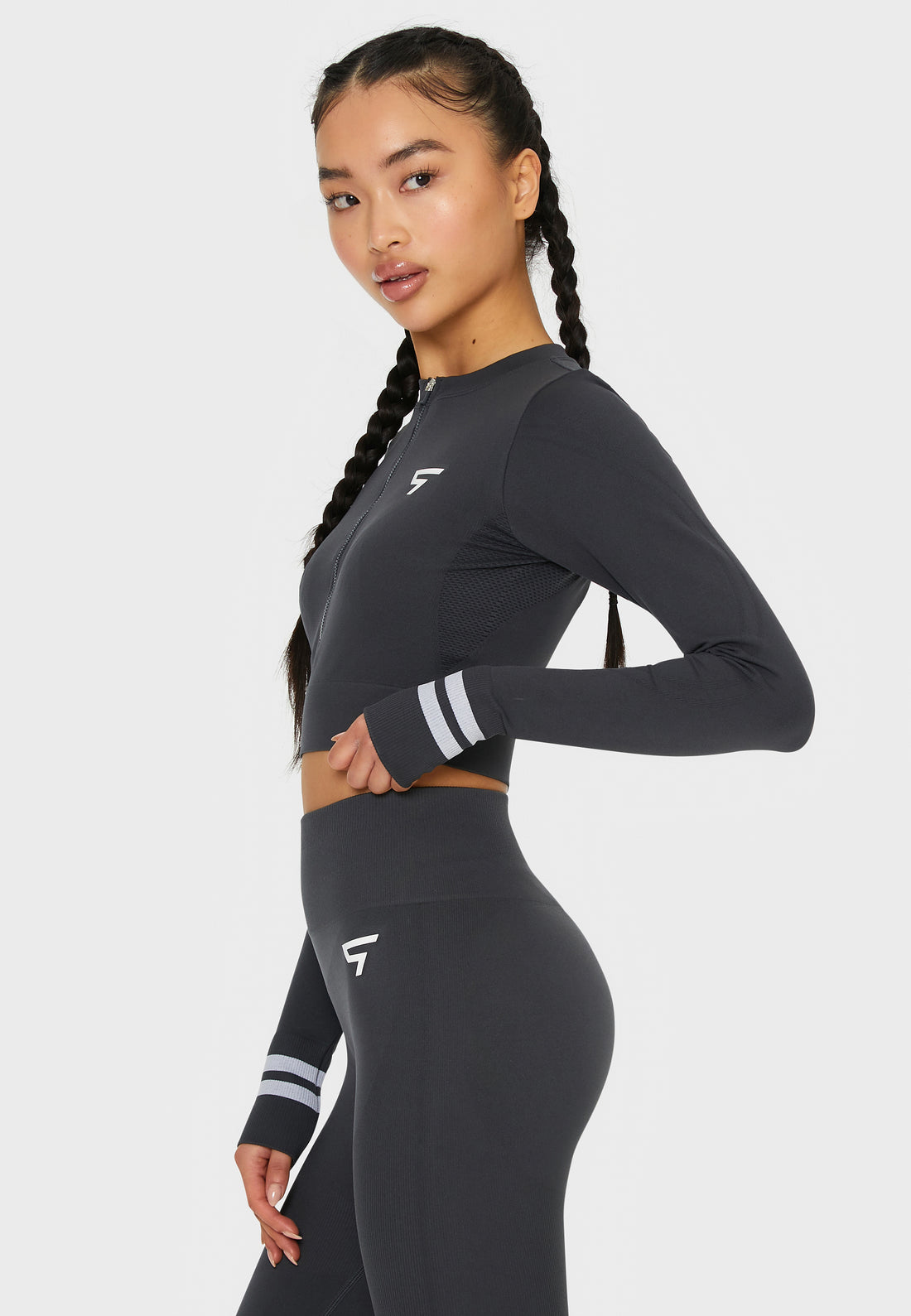 Long sleeve Target+ Seamless Cropped Long Sleeve Sport Top - Squatproof