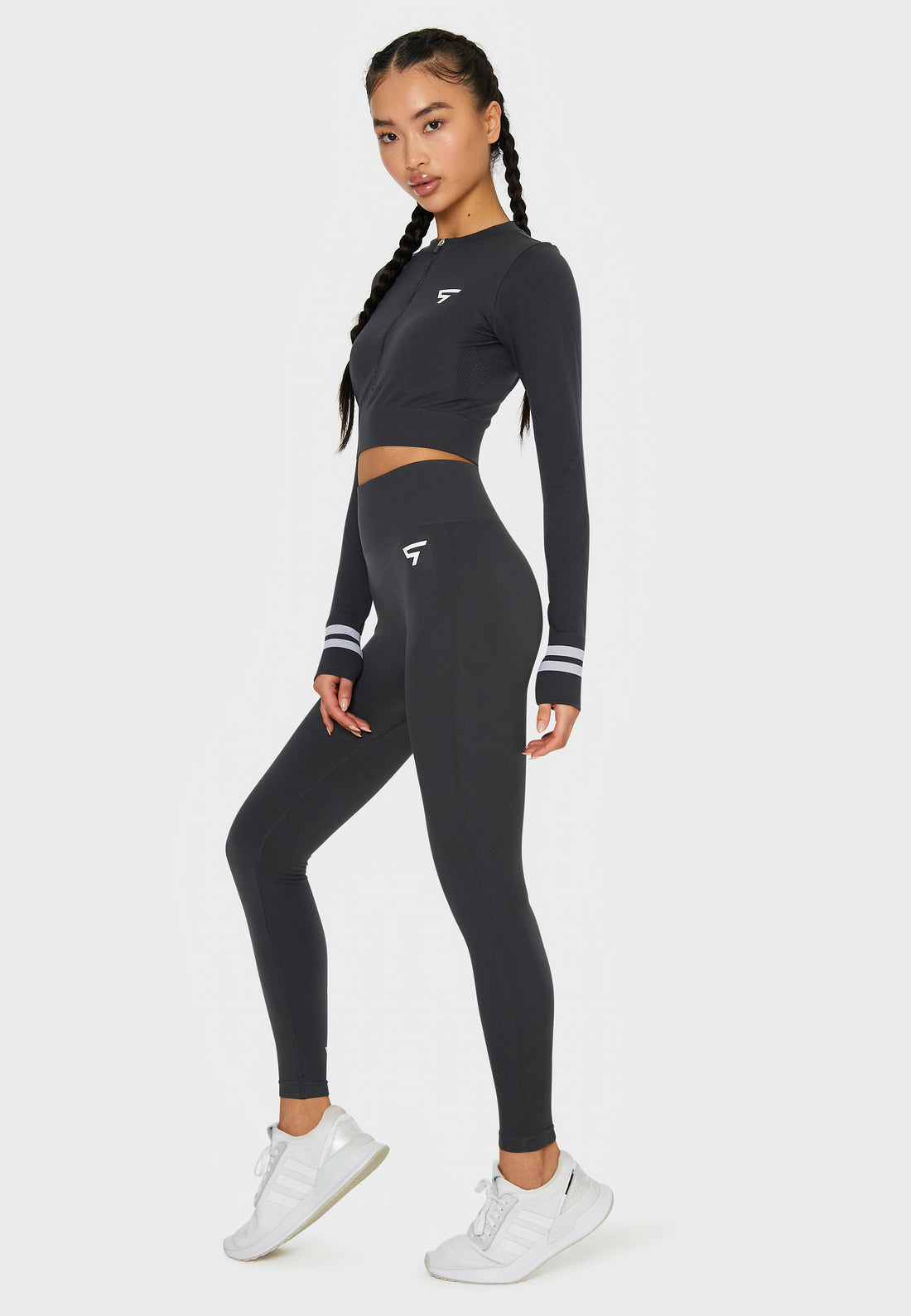 Long sleeve Target+ Seamless Cropped Long Sleeve Sport Top - Squatproof