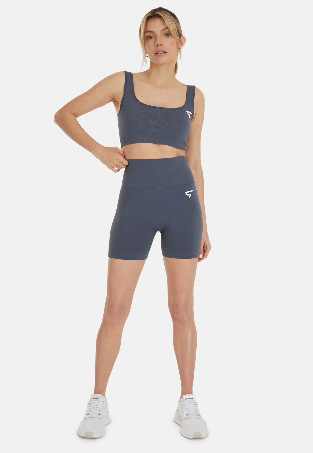 Top Adapt+ Seamless Square Sport Bra - Squatproof