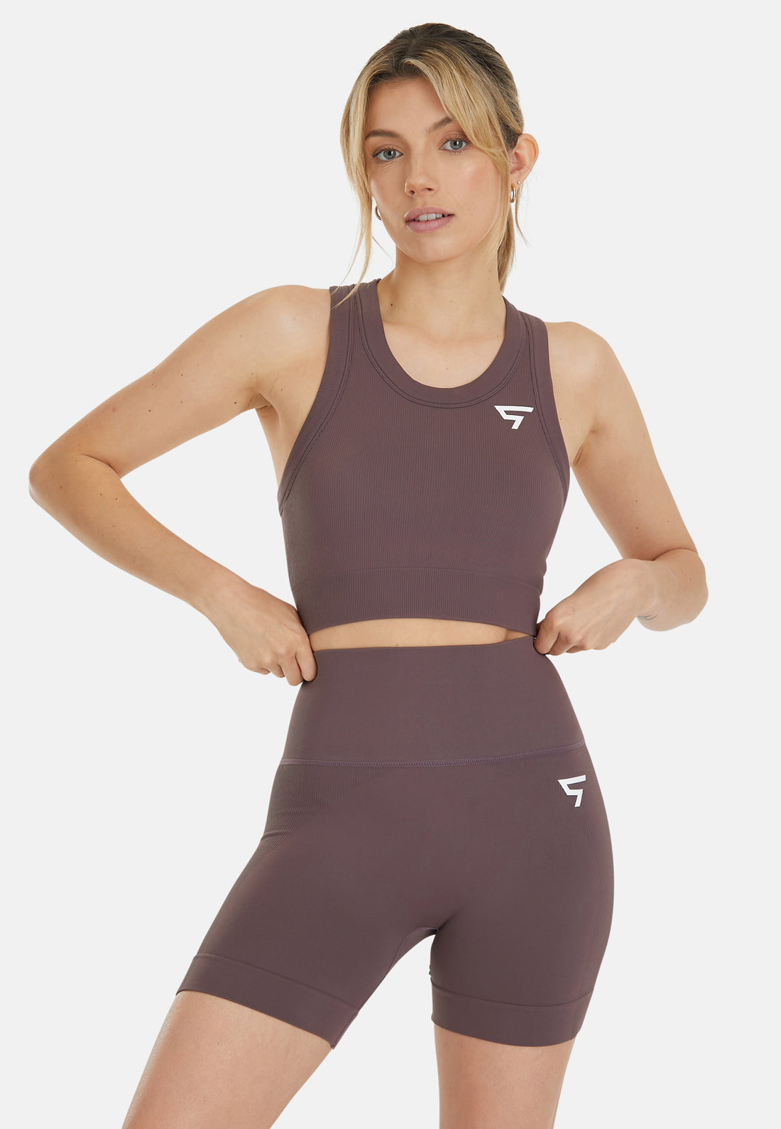 Top Adapt+ Seamless High Neck Sport Bra - Squatproof