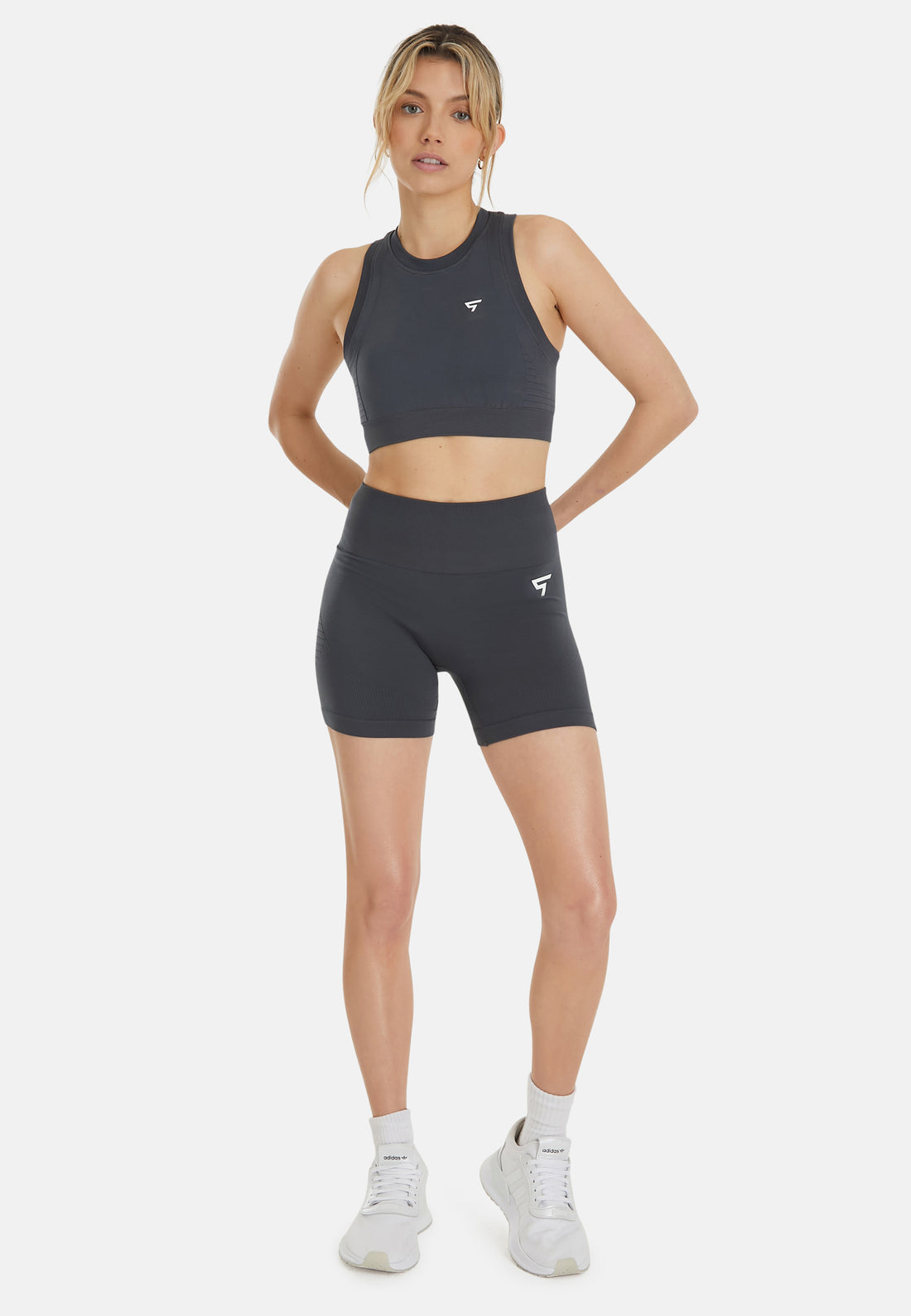 Top Support+ Seamless High Neck Sport Top