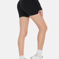 Shorts Advance+ Seamless Scrunch Sport Shorts - Squatproof