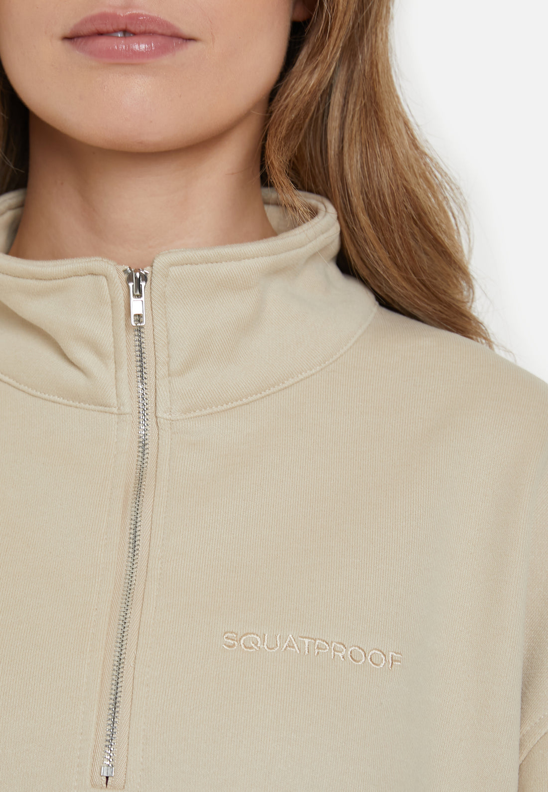 Sweatshirt mit Pumpüberzug und halbem Reißverschluss