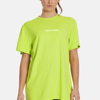 T-shirt met logo en mid-pump-hoes