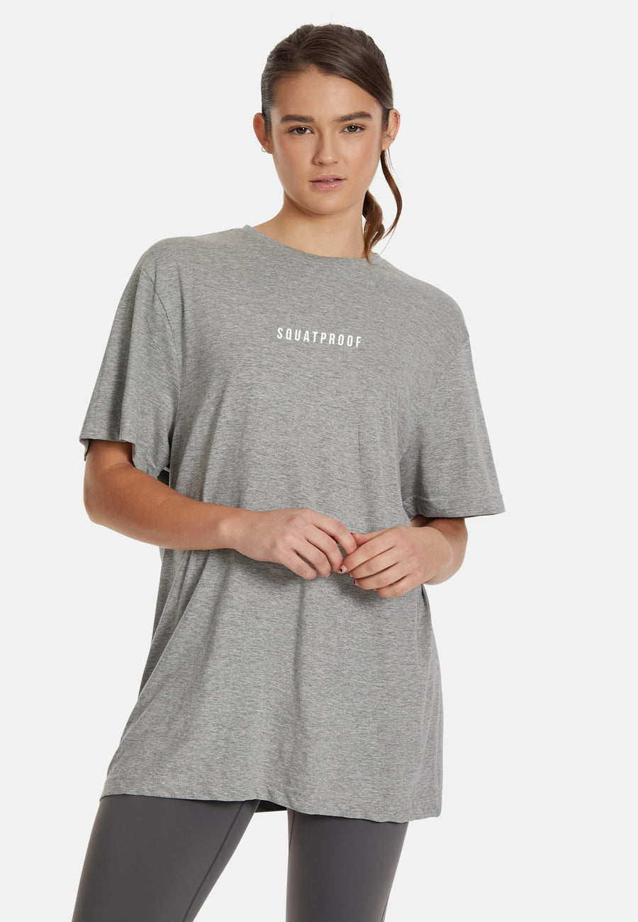 T-shirt met logo en mid-pump-hoes